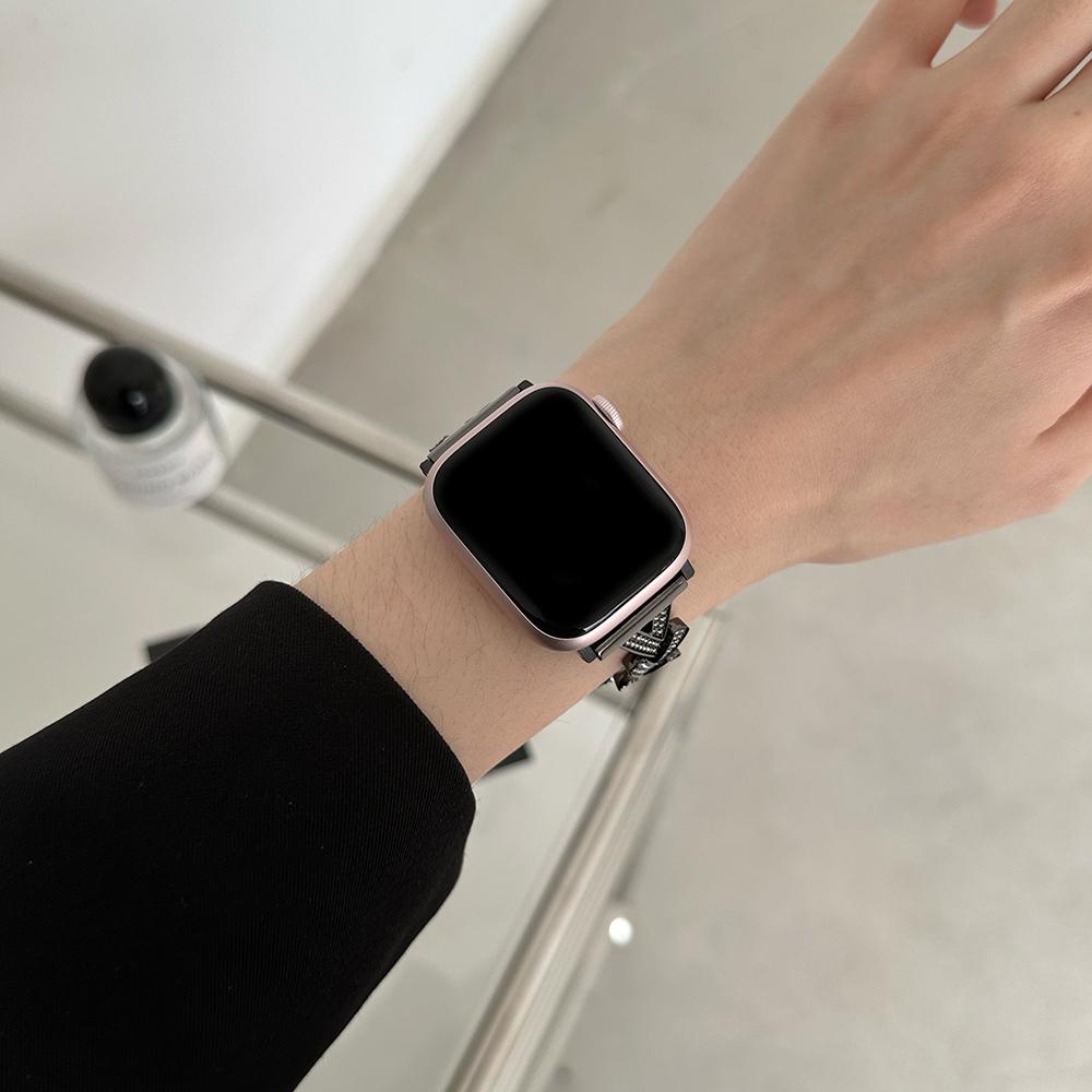 Strap For Apple Watch Series 10 42mm/9 8 7 41mm/SE (2023) SE (2022) SE 6 5 4 40mm/3 2 1 38mm Zinc Alloy Watch Band Black
Strap For Apple Watch Series 10 42mm/9 8 7 41mm/SE (2023) SE (2022) SE 6 5 4 40mm/3 2 1 38mm Zinc Alloy Watch Band Black