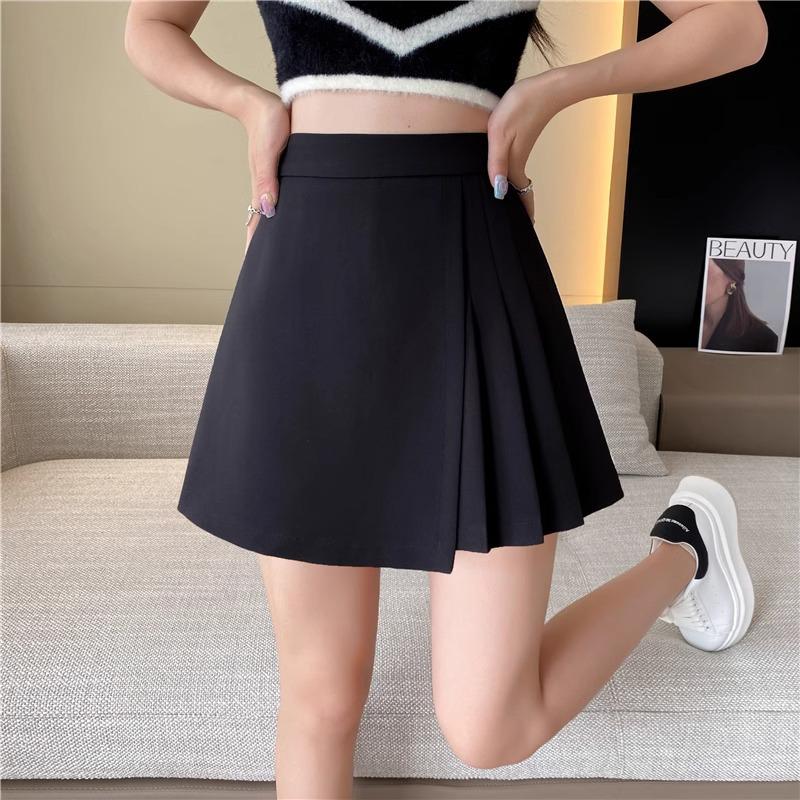 Plus Size High Waist Gray Pleated Midi Culottes - Slimming A-Line Shorts for Women, Summer 2025 4XL
Plus Size High Waist Gray Pleated Midi Culottes - Slimming A-Line Shorts for Women, Summer 2025 4XL