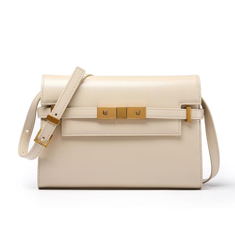 Luxury Brand Gold Buckle Women Handbags Genuine Leather Women Shoulder Bags Retro Cowhide Square Underarm Mailman Bag Women 24x7x17CM
Luxury Brand Gold Buckle Women Handbags Genuine Leather Women Shoulder Bags Retro Cowhide Square Underarm Mailman Bag Women 24x7x17CM