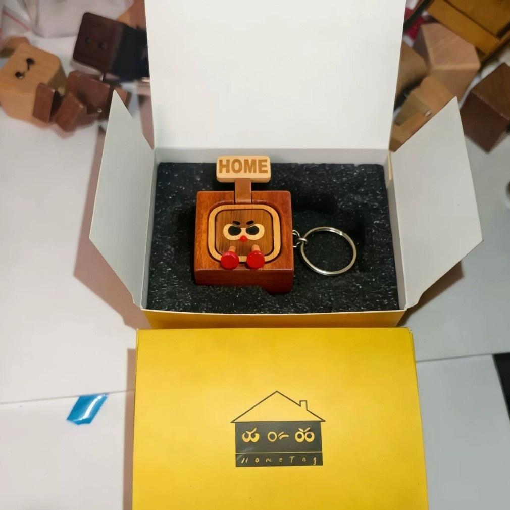 Magnetic Solid Wood Keychain Cute Cartoon Face With Home Sign Wooden Craft Fridge Magnet Wall Mounted Home Decor For Key Storage
Magnetic Solid Wood Keychain Cute Cartoon Face With Home Sign Wooden Craft Fridge Magnet Wall Mounted Home Decor For Key Storage