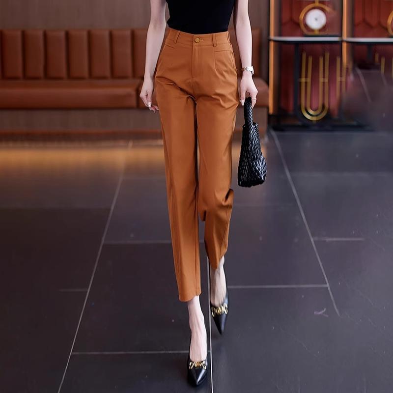 Women s Orange Harem Pants: Spring/Summer 2025 Fashion Petite Straight-Leg Cropped Cigarette Pants 3XL 135-145 lbs
Women s Orange Harem Pants: Spring/Summer 2025 Fashion Petite Straight-Leg Cropped Cigarette Pants 3XL 135-145 lbs