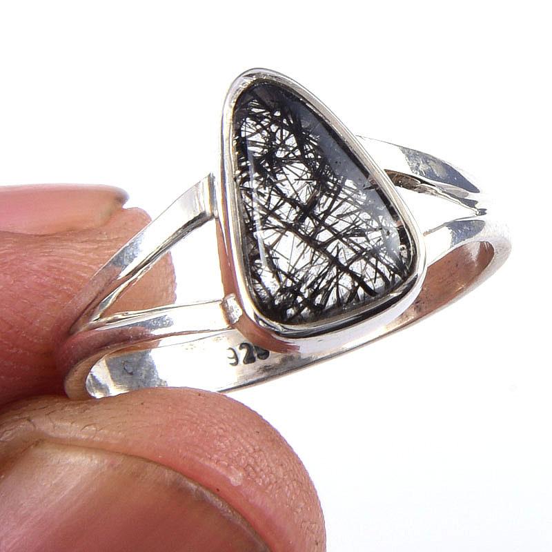 Кольцо из чистого серебра 925 пробы с натуральным черным рутилом ручной работы S.8 s8y65 
Кольцо из чистого серебра 925 пробы с натуральным черным рутилом ручной работы S.8 s8y65