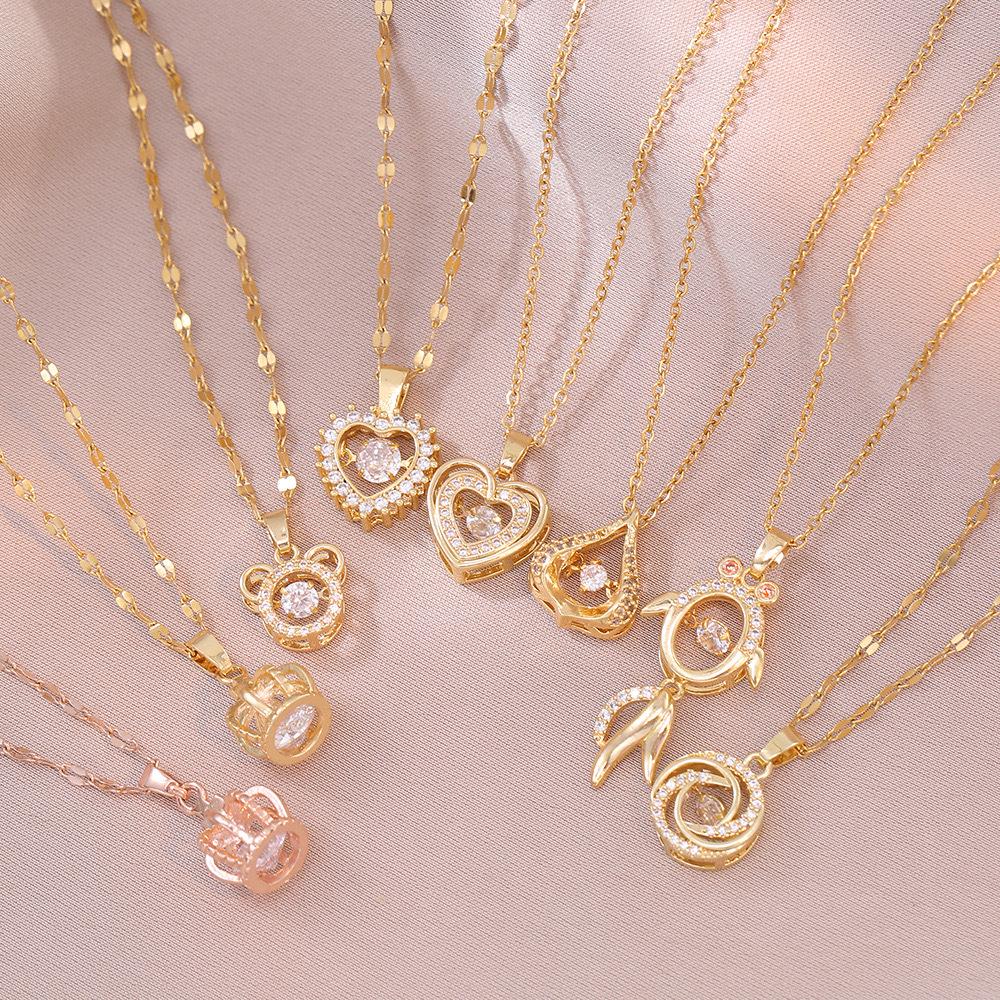 Korean Style Heart Necklace for Women - Titanium Steel, Niche Design, Fashionable & Lively Clavicle Chain Jewelry
Korean Style Heart Necklace for Women - Titanium Steel, Niche Design, Fashionable & Lively Clavicle Chain Jewelry