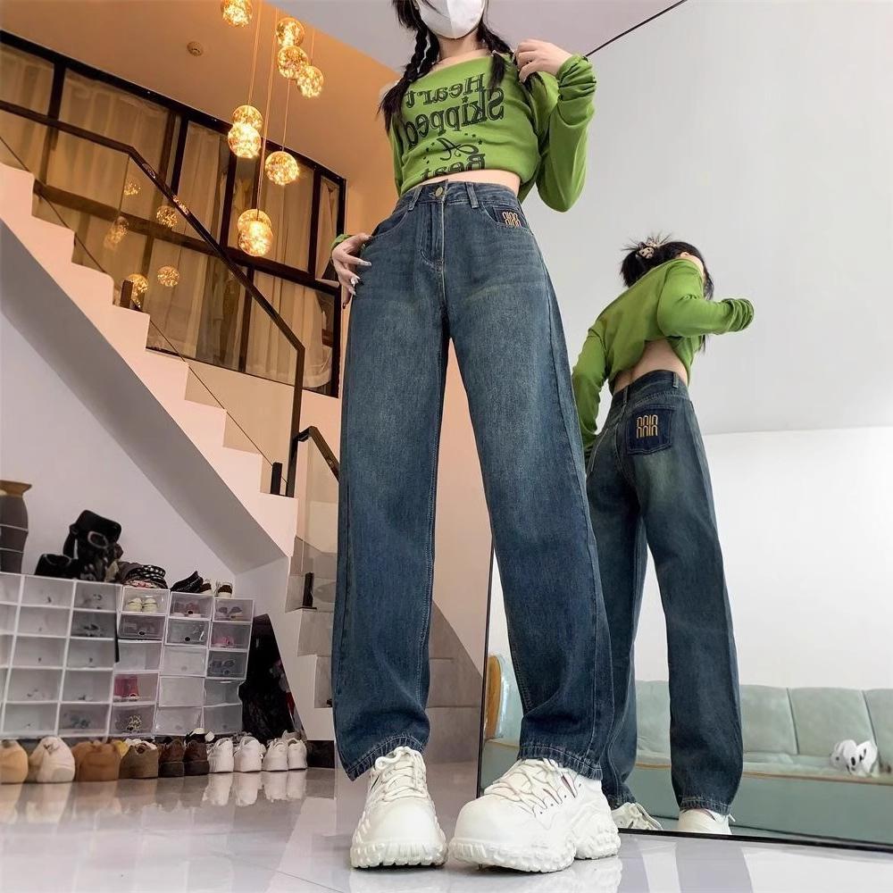 Women s High-Waist Carrot Pants - Slimming Loose-Fit for Pear-Shaped Body, Spring/Autumn, Plus Size, Dad Style. S
Women s High-Waist Carrot Pants - Slimming Loose-Fit for Pear-Shaped Body, Spring/Autumn, Plus Size, Dad Style. S