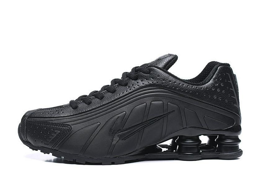 Спортивне взуття SHOX R4 з повітряною подушкою для збільшення зросту та пружинним ефектом 44
Спортивне взуття SHOX R4 з повітряною подушкою для збільшення зросту та пружинним ефектом 44