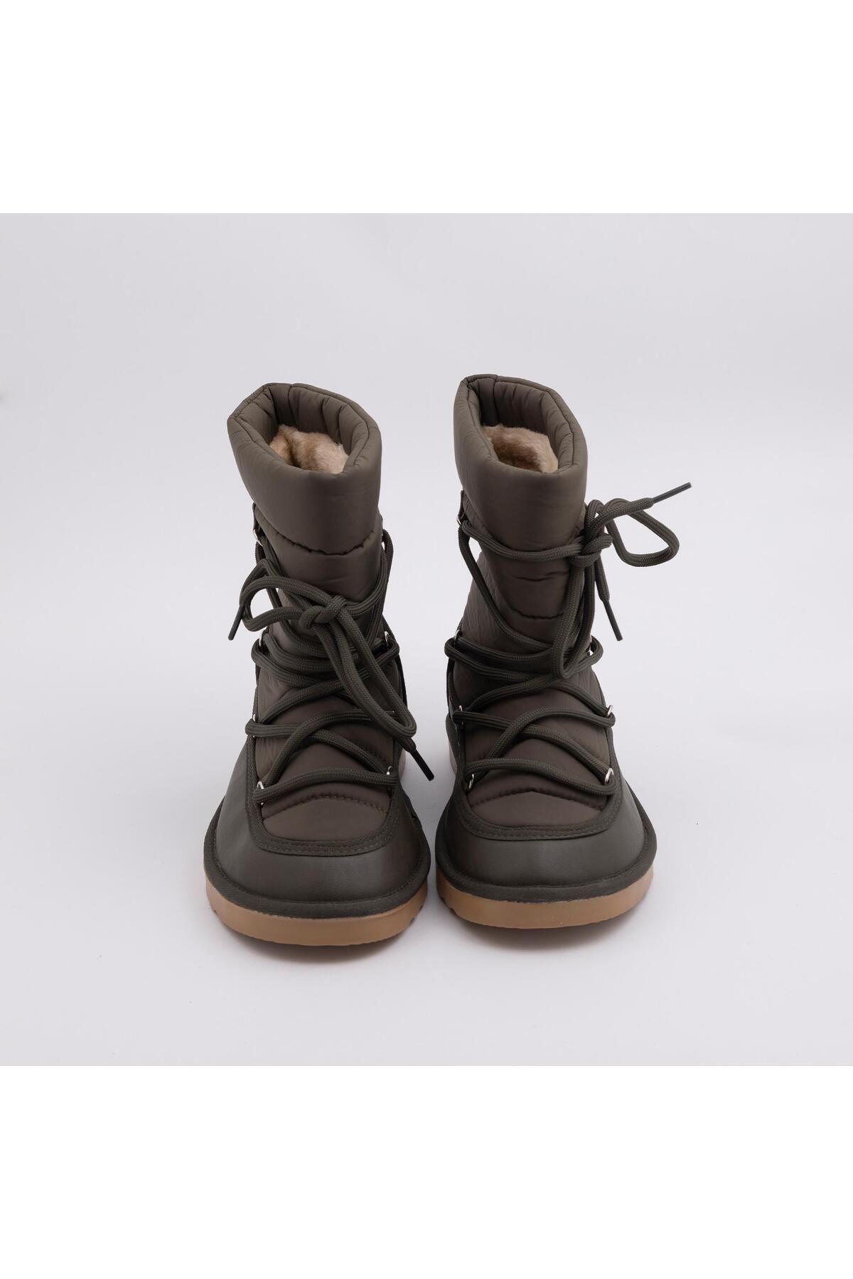 Women Modern Stylish Fashion Boots Faux Leather Emily Lace-Up Leather Detailed Parachute Fabric Snow Boots 36
Women Modern Stylish Fashion Boots Faux Leather Emily Lace-Up Leather Detailed Parachute Fabric Snow Boots 36