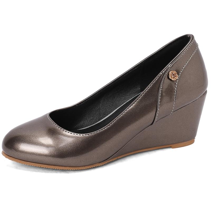 Классические женские туфли на танкетке, модные белые, красные, синие танкетки, свадебные, офисные туфли, женские туфли-лодочки для платья, весна 2025, удобные 39 серый
Классические женские туфли на танкетке, модные белые, красные, синие танкетки, свадебные, офисные туфли, женские туфли-лодочки для платья, весна 2025, удобные 39 серый