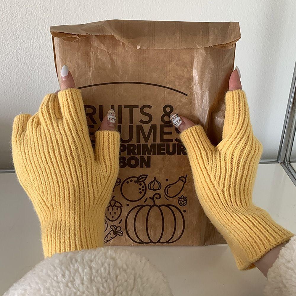 Half-finger Woman Winter Gloves Knitted Wool Half Finger Gloves Fashion Hand Warmer Exquisite Gift
Half-finger Woman Winter Gloves Knitted Wool Half Finger Gloves Fashion Hand Warmer Exquisite Gift