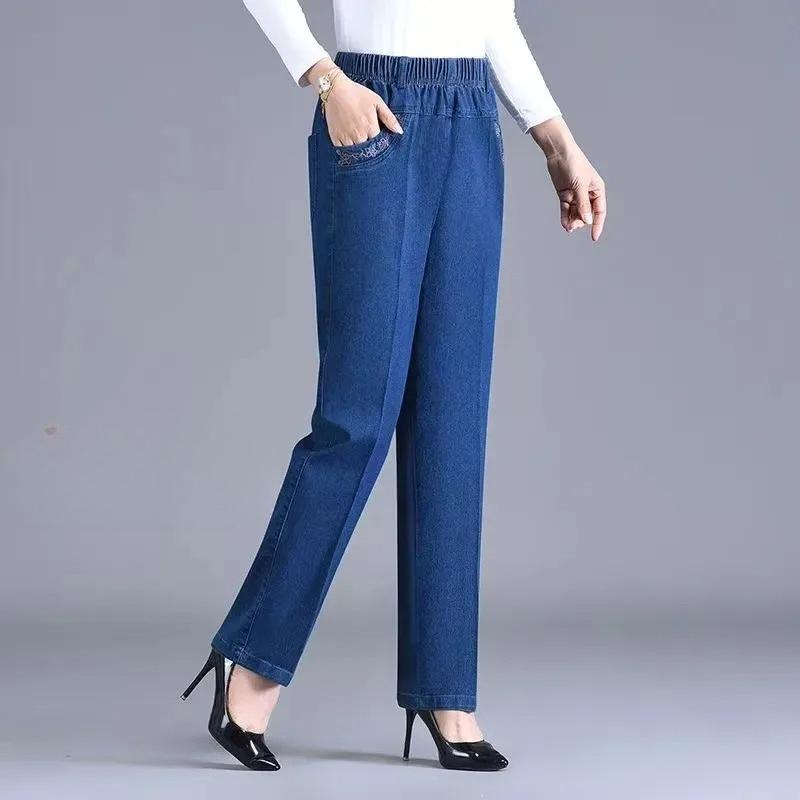 Жіночі джинси для літніх жінок середнього віку, вишиті кишені, еластична талія, штани-мом, повсякденний денім, штани з прямими штанинами, новинка весни 5XL світло-синій колір
Жіночі джинси для літніх жінок середнього віку, вишиті кишені, еластична талія, штани-мом, повсякденний денім, штани з прямими штанинами, новинка весни 5XL світло-синій колір