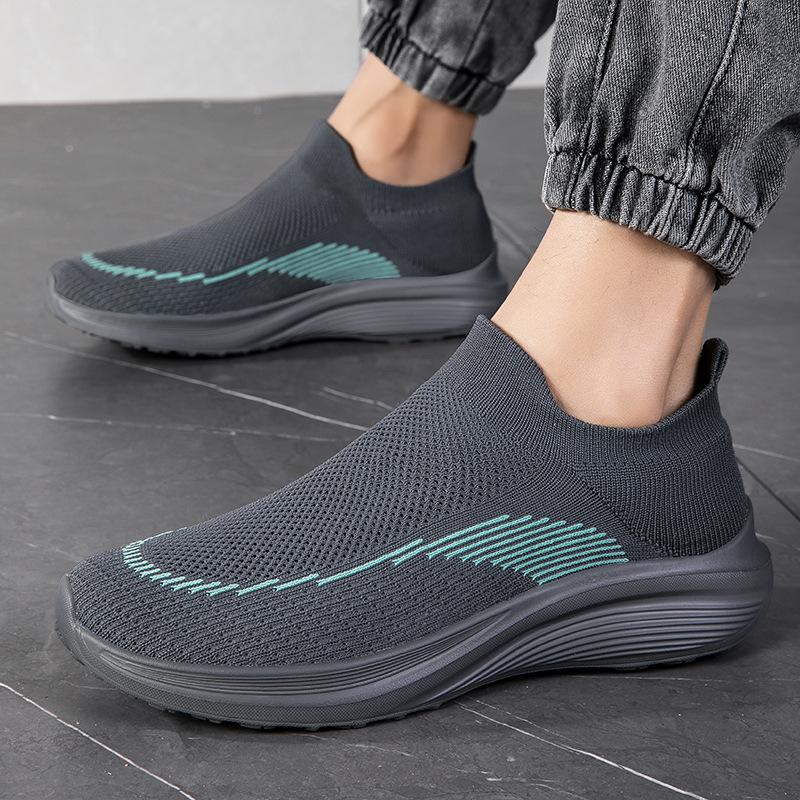 Large size women s shoes new mesh breathable soft sole not tired feet running men s shoes couple adult lightweight sports shoes 35
Large size women s shoes new mesh breathable soft sole not tired feet running men s shoes couple adult lightweight sports shoes 35