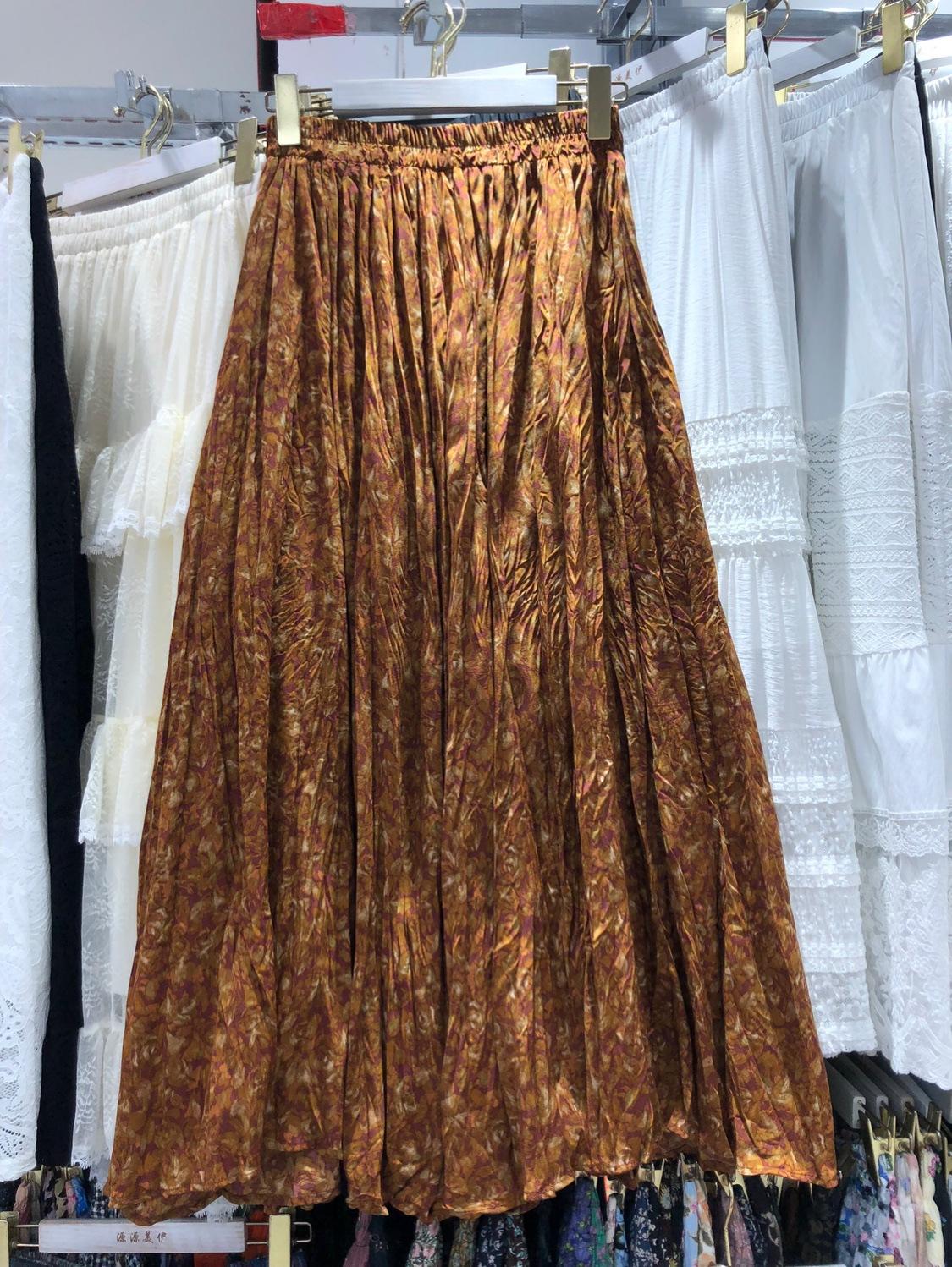 Атмосферная ретро юбка с цветочным принтом юбка женская весна 2025 плиссированная юбка плиссированная юбка a word маятник длинная юбка one size fits all коричневый
Атмосферная ретро юбка с цветочным принтом юбка женская весна 2025 плиссированная юбка плиссированная юбка a word маятник длинная юбка one size fits all коричневый