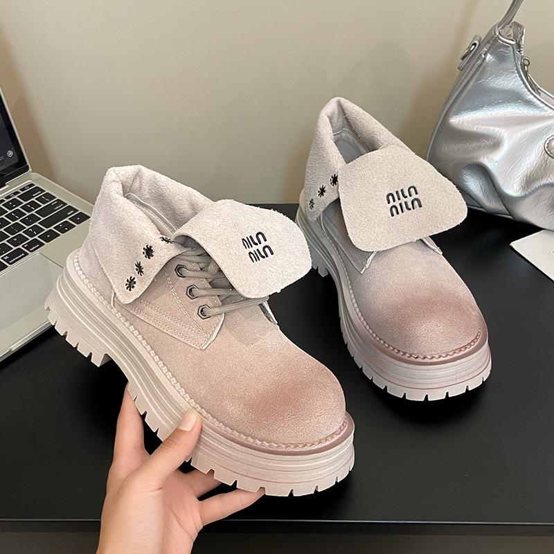 Wasteland wind matte Martin boots women s autumn 2024 new lapel locomotive boots domineering British muffin sole shoes tide 35 верблюд
Wasteland wind matte Martin boots women s autumn 2024 new lapel locomotive boots domineering British muffin sole shoes tide 35 верблюд