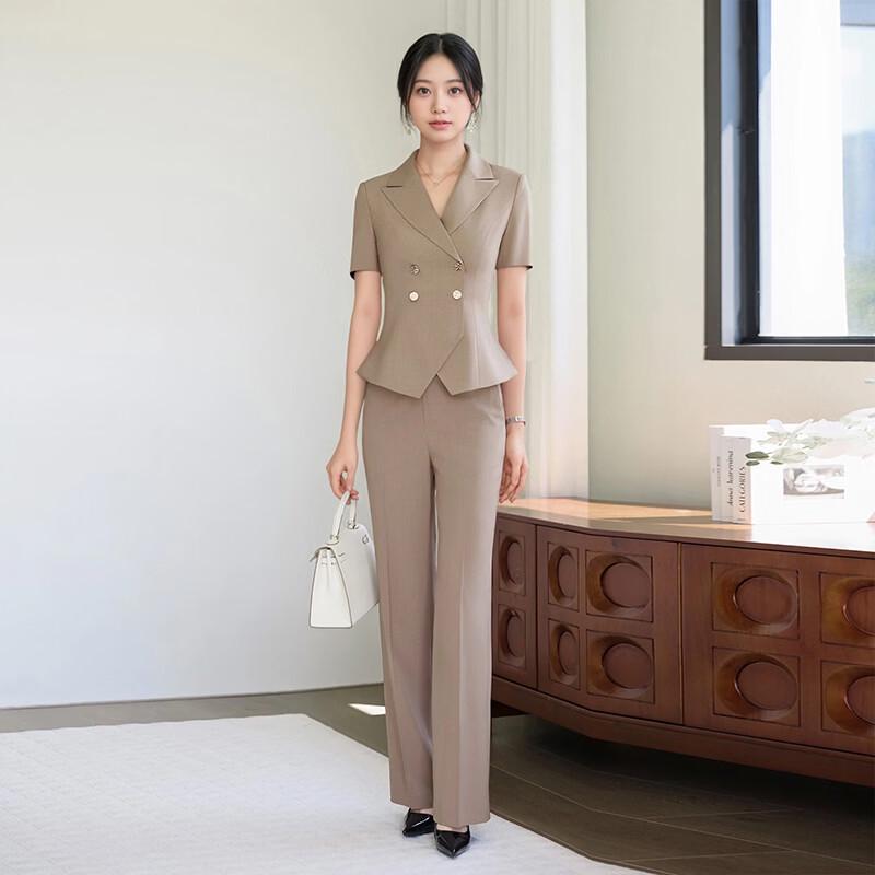 Toluoman Women s Khaki Short-Sleeve Professional Suit Set 3XL
Toluoman Women s Khaki Short-Sleeve Professional Suit Set 3XL