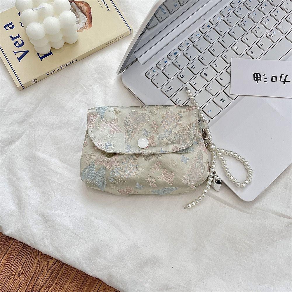 Butterfly Button Coin Purse Pearl Keyring Chinese Style Storage Bag Jewelry Packing Style1
Butterfly Button Coin Purse Pearl Keyring Chinese Style Storage Bag Jewelry Packing Style1