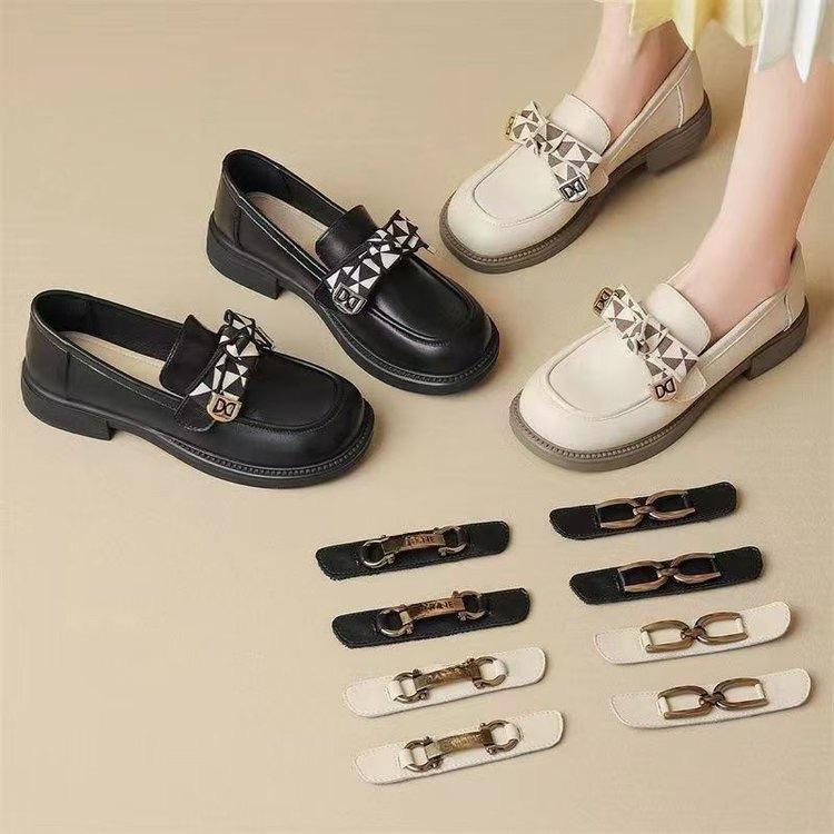 Кожаные маленькие кожаные туфли женские весенне-осенние новые туфли-лодочки на плоской подошве с мягкой подошвой 37 чёрный
Кожаные маленькие кожаные туфли женские весенне-осенние новые туфли-лодочки на плоской подошве с мягкой подошвой 37 чёрный