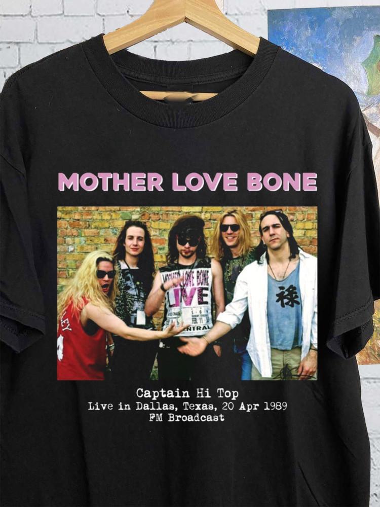 Mother Love Bone Captain Hi Top Short Sleeve All Black Size T-Shirt VC994 Unisex T-Shirt XXXL
Mother Love Bone Captain Hi Top Short Sleeve All Black Size T-Shirt VC994 Unisex T-Shirt XXXL
