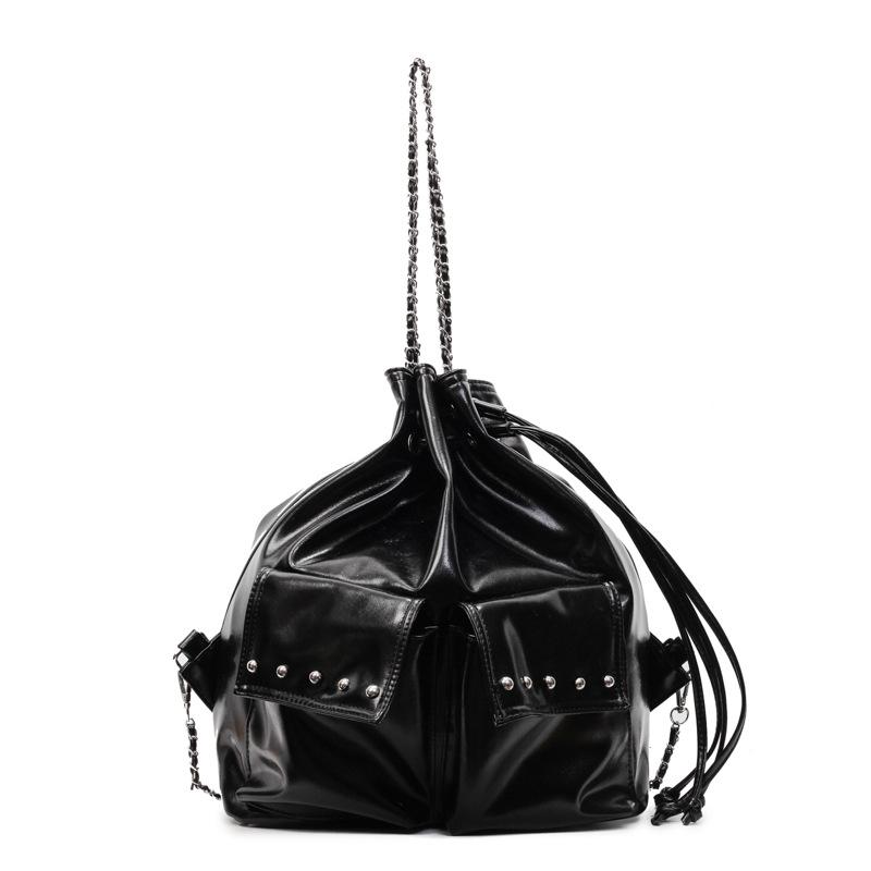 Niche 2026 Spring Single Shoulder Commuter Bag Drawstring Small Fragrant Wind Rivet Cross Shoulder Chain Multi Pocket Backpack for Women чёрный
Niche 2026 Spring Single Shoulder Commuter Bag Drawstring Small Fragrant Wind Rivet Cross Shoulder Chain Multi Pocket Backpack for Women чёрный