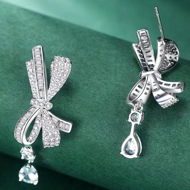 Серьги-капли с муассанитом из стерлингового серебра 925 пробы 3ex грушевидной огранки 3 карата с муассанитом для женщин в подарок
Серьги-капли с муассанитом из стерлингового серебра 925 пробы 3ex грушевидной огранки 3 карата с муассанитом для женщин в подарок