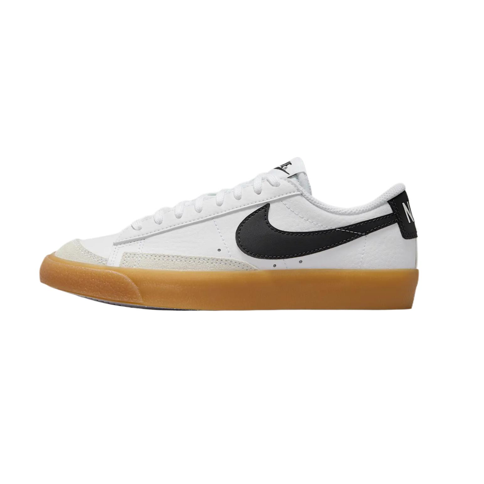 Nike Blazer Low 77 GS White Anthracite Gum Kids Sneakers Gum-Light-Brown DA4074-128 35.5
Nike Blazer Low 77 GS White Anthracite Gum Kids Sneakers Gum-Light-Brown DA4074-128 35.5