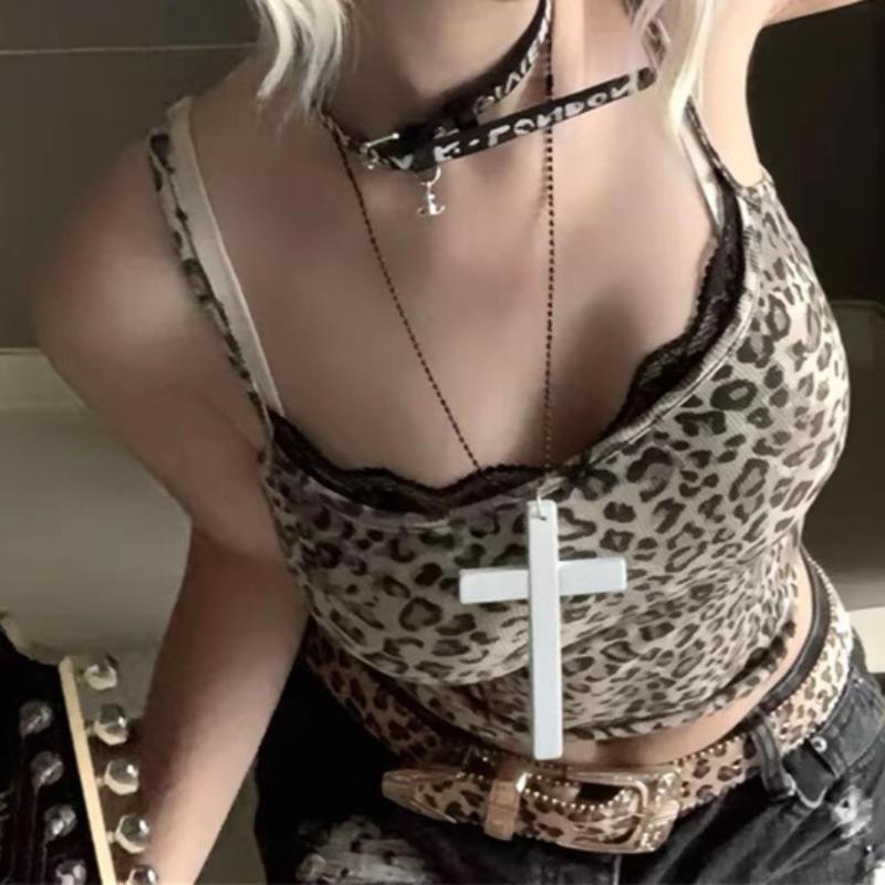 2026 Halloween Y2k Subculture Versatile Dark Necklace Long Wooden Cross Collarbone Chain Gothic Punk Accessories белый
2026 Halloween Y2k Subculture Versatile Dark Necklace Long Wooden Cross Collarbone Chain Gothic Punk Accessories белый