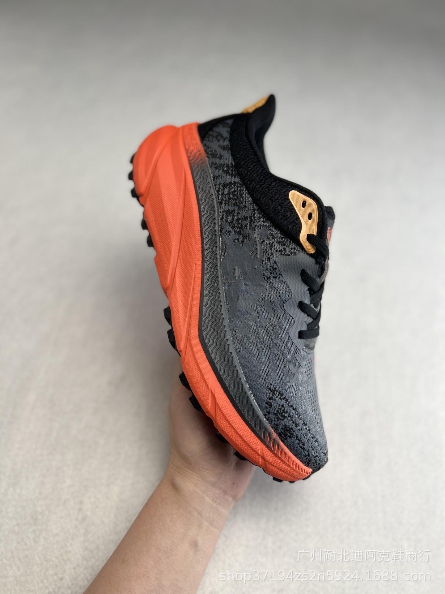 Амортизирующие кроссовки для бега трусцой, марафона, легкие, удобные, спортивные кроссовки 45
Амортизирующие кроссовки для бега трусцой, марафона, легкие, удобные, спортивные кроссовки 45