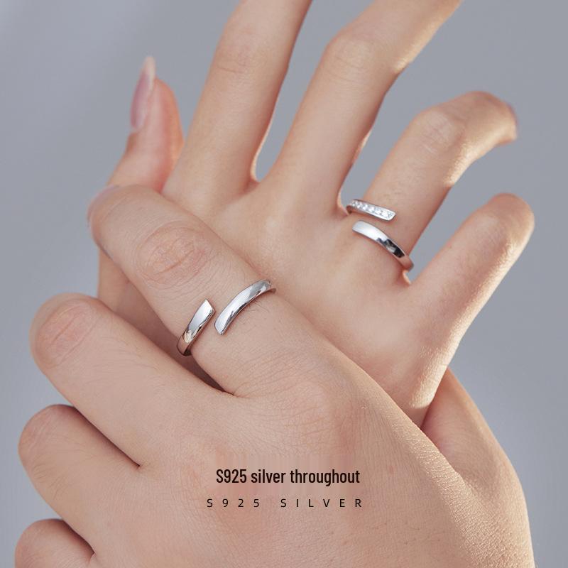 Banyan Tree S925 Silver Mobius Couple Rings - Korean Geometric Design Adjustable
Banyan Tree S925 Silver Mobius Couple Rings - Korean Geometric Design Adjustable