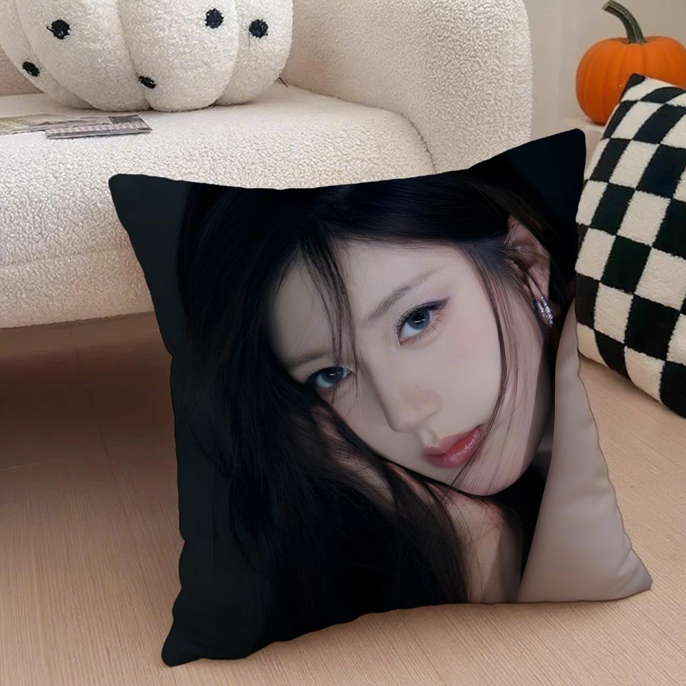Cute Talented Chinese Beautiful Actress RRosy Cushion Cover Throw Pillow Cover Hidden Button Durable Polyester Chair Cushion 30X30cm
Cute Talented Chinese Beautiful Actress RRosy Cushion Cover Throw Pillow Cover Hidden Button Durable Polyester Chair Cushion 30X30cm