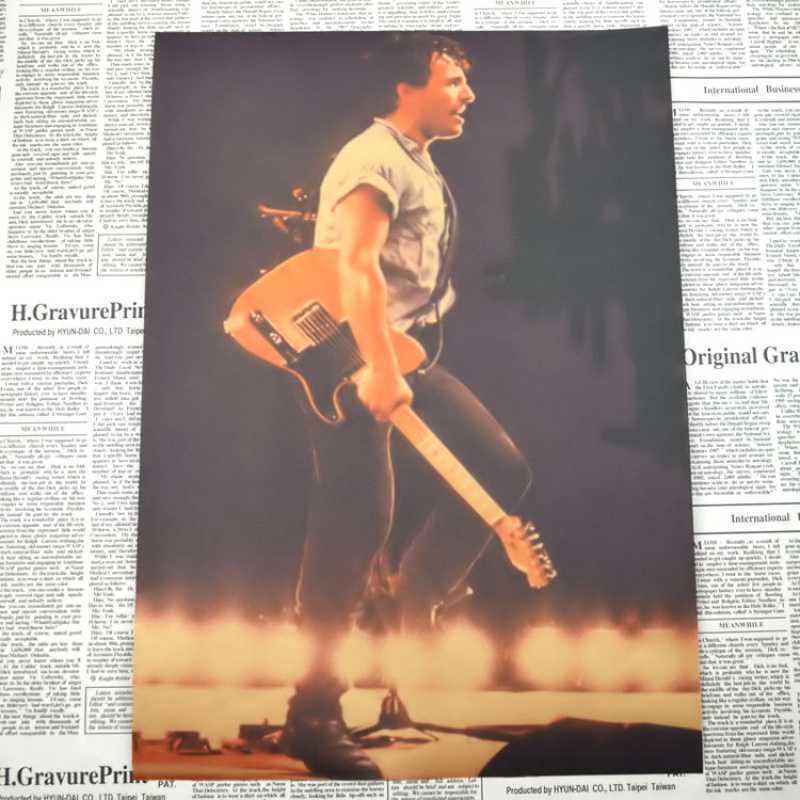 Bruce Springsteen Retro Kraft Paper Poster with Free Shipping White card paper (non-adhesive) 30*42 cm
Bruce Springsteen Retro Kraft Paper Poster with Free Shipping White card paper (non-adhesive) 30*42 cm