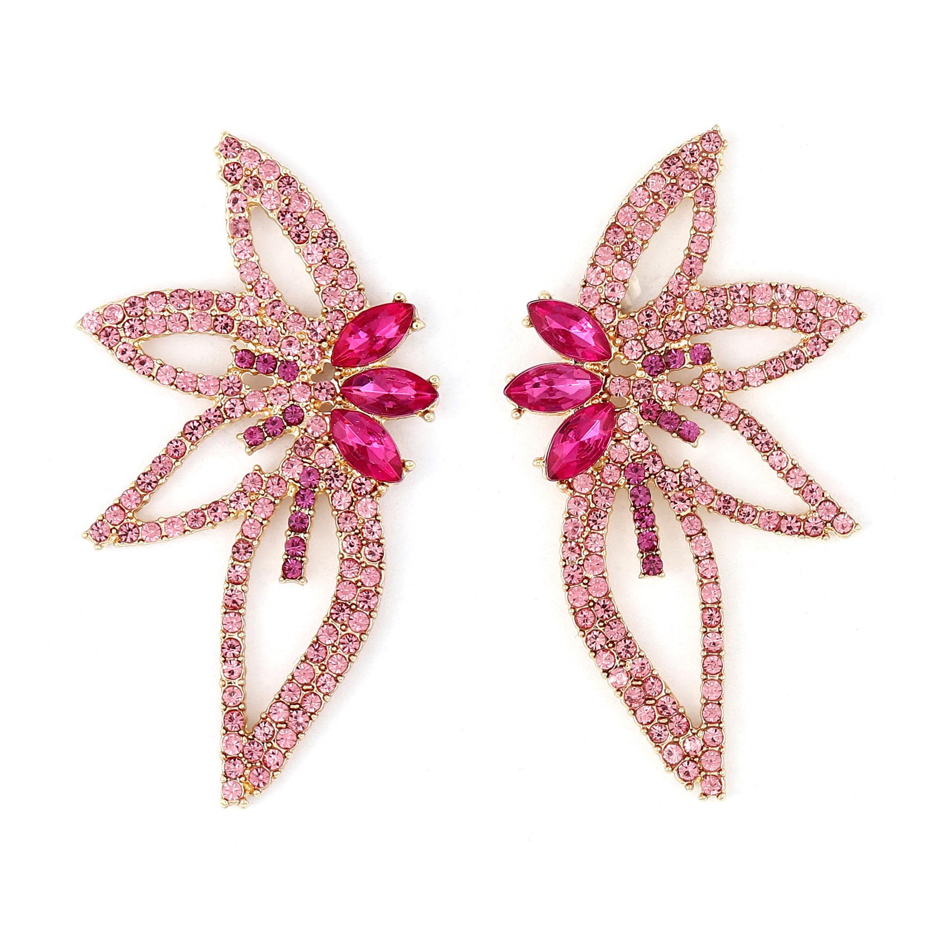 A pair of floral alloy earrings with rhinestone flower embellishments. Valentine s Day gift, suitable for everyday wear.
A pair of floral alloy earrings with rhinestone flower embellishments. Valentine s Day gift, suitable for everyday wear.