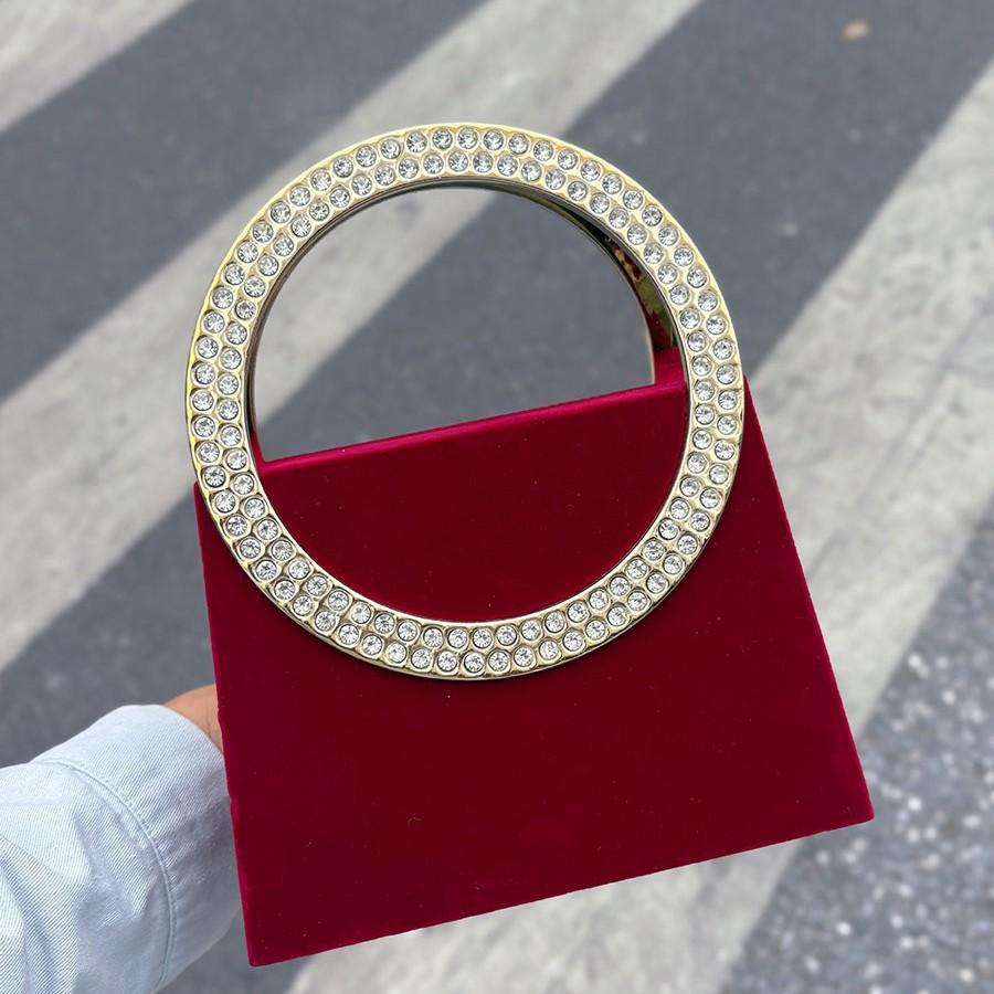 Glitter Rhinestones Diamond Evening Bag Shimmer Striped Acrylic Square Bag Women Handbag Wedding Party Clutch Purse Shoulder Bag
Glitter Rhinestones Diamond Evening Bag Shimmer Striped Acrylic Square Bag Women Handbag Wedding Party Clutch Purse Shoulder Bag