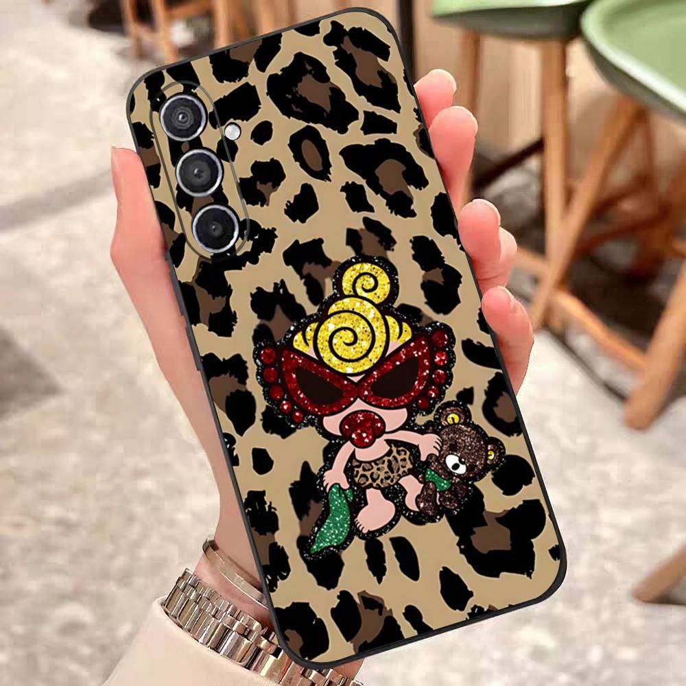 Знаменитый H-Hysteric M-Mini Чехол для телефона Samsung S26 S25 Edge S24 S23 S22 S21 S20 Ultra Plus Fe Galaxy Силиконовый Чехол Galaxy S21
Знаменитый H-Hysteric M-Mini Чехол для телефона Samsung S26 S25 Edge S24 S23 S22 S21 S20 Ultra Plus Fe Galaxy Силиконовый Чехол Galaxy S21