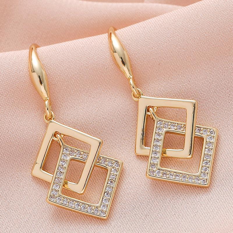 Sleek Geometric Overlapping Rhombus Square Dangle Earrings for Women - Trendy Korean Style Ear Accessories
Sleek Geometric Overlapping Rhombus Square Dangle Earrings for Women - Trendy Korean Style Ear Accessories
