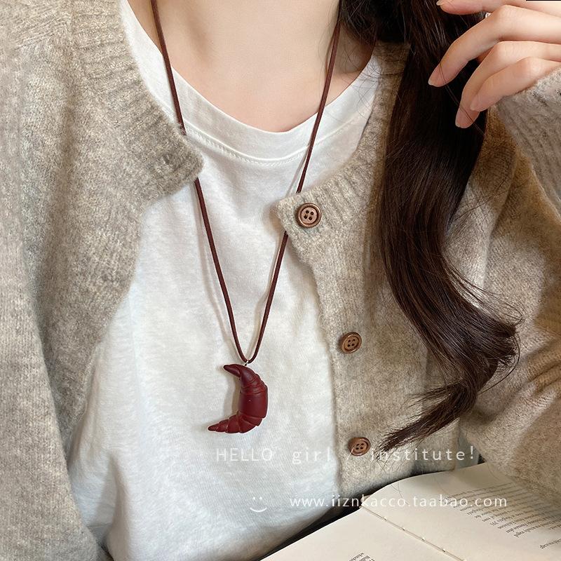 Handmade bread alkaline water pendant necklace girl fun cute long neck sweater chain niche
Handmade bread alkaline water pendant necklace girl fun cute long neck sweater chain niche