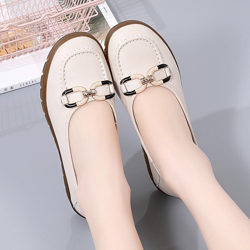 Spring and summer new soft-soled single shoes, shoes are not tired, and beef tendon soles are casual. 35
Spring and summer new soft-soled single shoes, shoes are not tired, and beef tendon soles are casual. 35