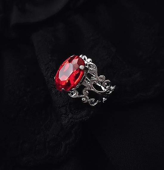 Fashion Classic Sliver Color Hollowed-out Baroque Crystal Cocktail Ring Opening Rings for Women Men Luxury Charm Jewelry Gifts resizable красный
Fashion Classic Sliver Color Hollowed-out Baroque Crystal Cocktail Ring Opening Rings for Women Men Luxury Charm Jewelry Gifts resizable красный