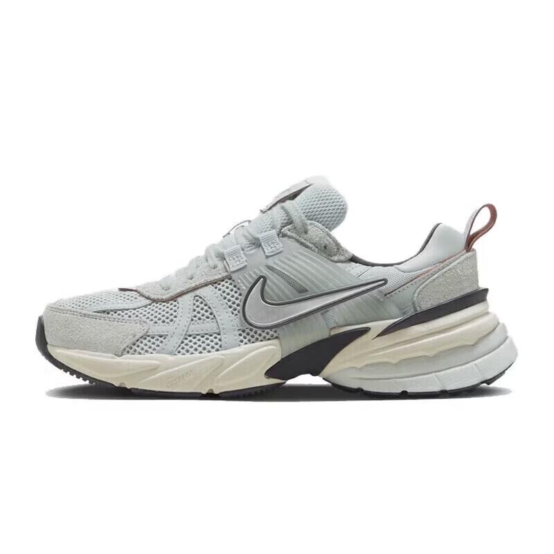 Жіночі повсякденні кросівки Nike V2K Run 39
Жіночі повсякденні кросівки Nike V2K Run 39