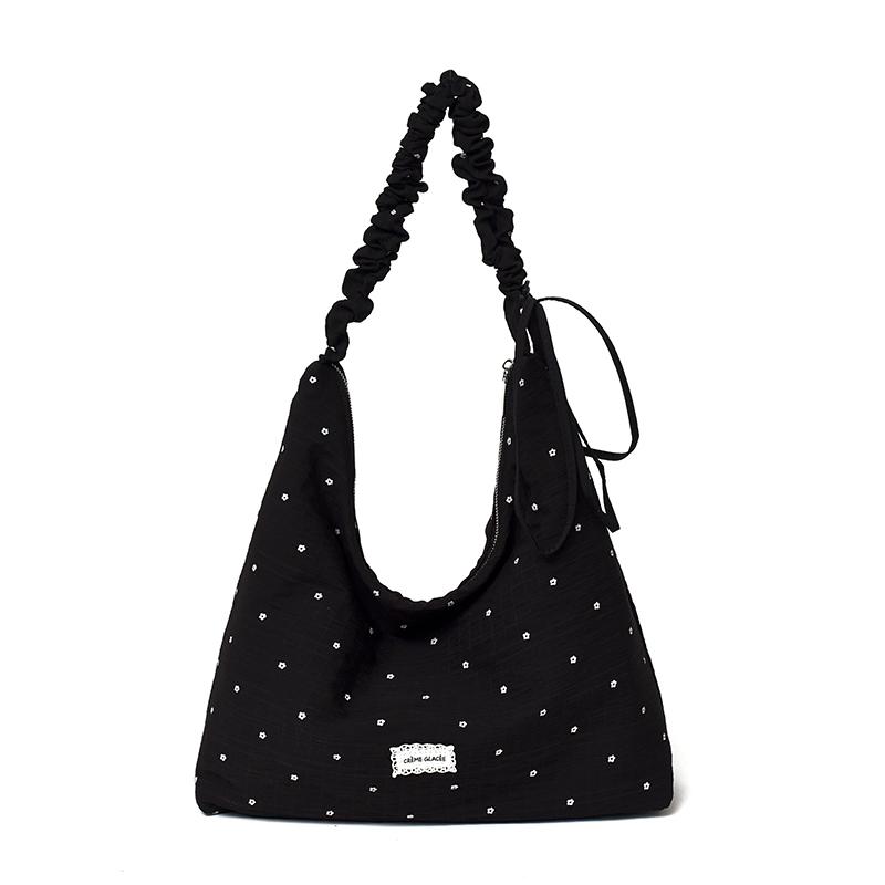 Summer New Stylish Zipper Design Cool Shoulder Bags for Women Creative Polka Dot Super Seaside Vacati Crossbody Bags чёрный
Summer New Stylish Zipper Design Cool Shoulder Bags for Women Creative Polka Dot Super Seaside Vacati Crossbody Bags чёрный