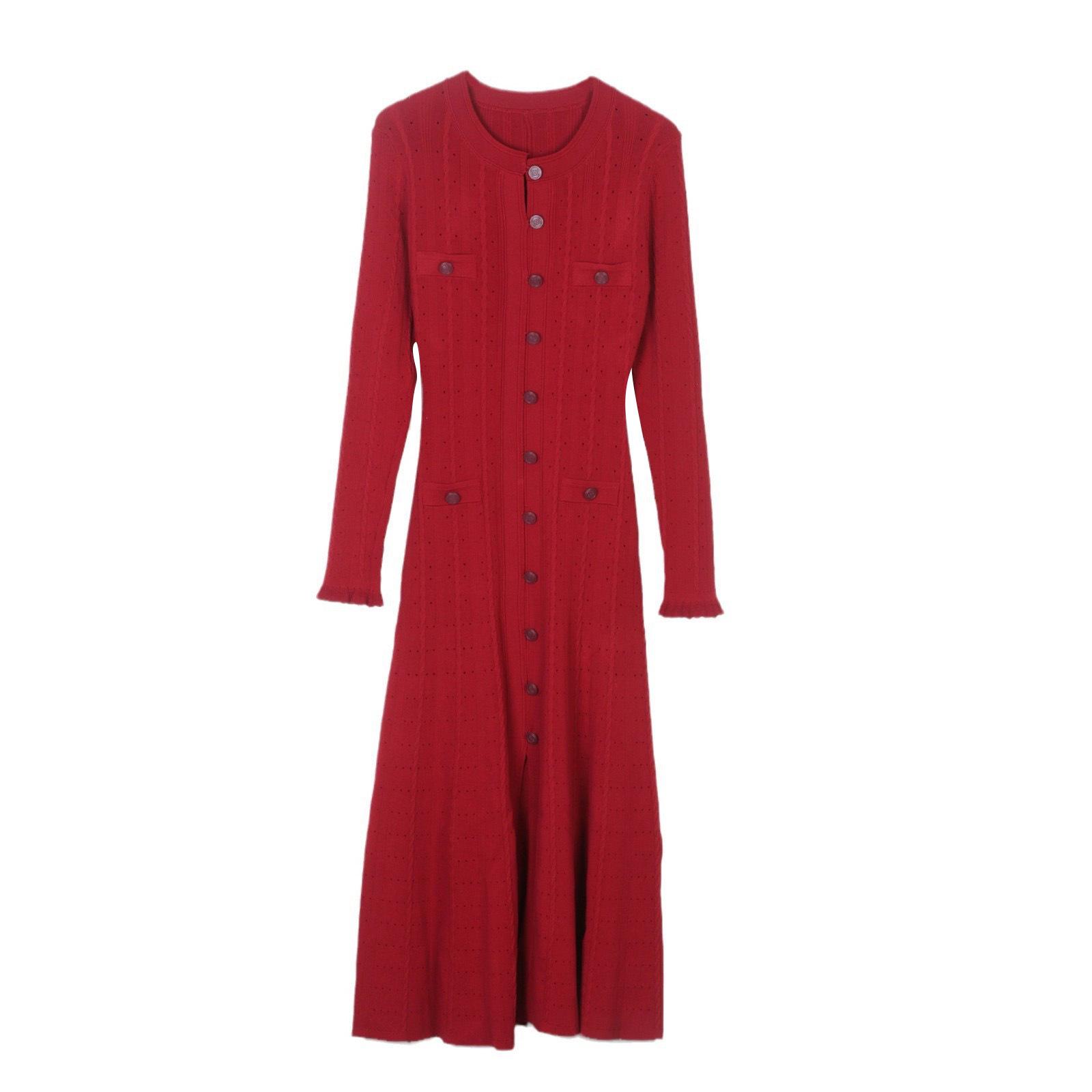 Elegant Women s Slim Fit Buttoned Knit Dress - Round Neck, Long Sleeve, Solid Color (Autumn/Winter Collection) Large
Elegant Women s Slim Fit Buttoned Knit Dress - Round Neck, Long Sleeve, Solid Color (Autumn/Winter Collection) Large