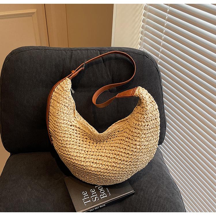 Large capacity woven straw bag women s spring and summer 2025 new niche feeling single shoulder dumpling bag seaside beach bag
Large capacity woven straw bag women s spring and summer 2025 new niche feeling single shoulder dumpling bag seaside beach bag