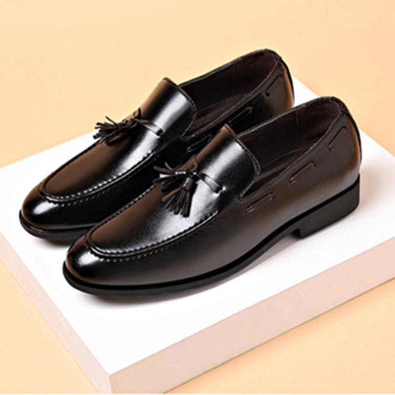 Модная кожаная мужская обувь слипоны модная повседневная роскошная брендовая формальная мужская обувь лоферы с кисточками мокасины итальянская дышащая мужская обувь для лодки 41 чёрный
Модная кожаная мужская обувь слипоны модная повседневная роскошная брендовая формальная мужская обувь лоферы с кисточками мокасины итальянская дышащая мужская обувь для лодки 41 чёрный
