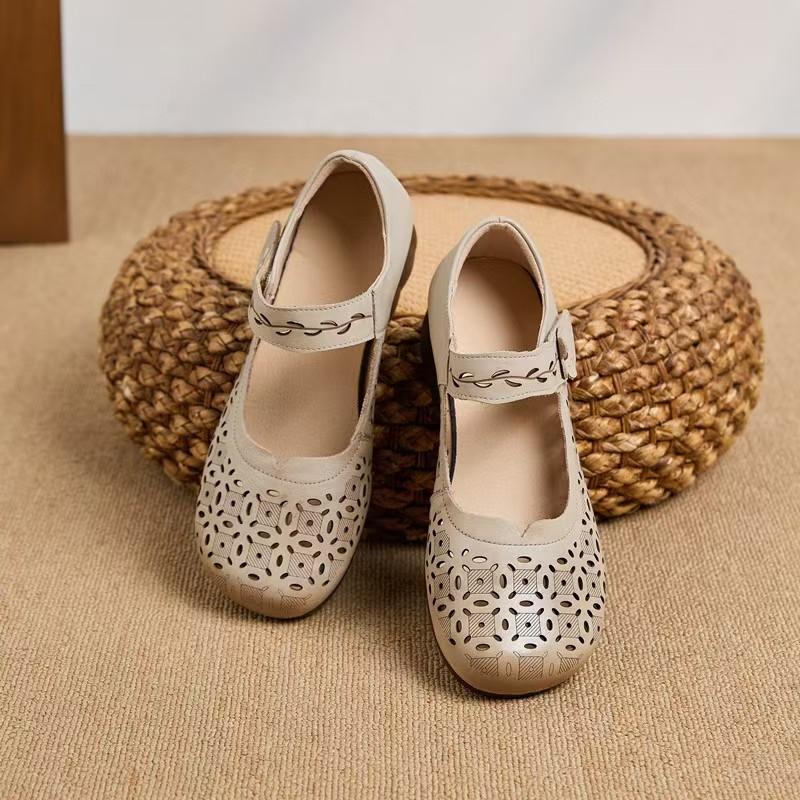 Мамины сандалии женские новые ретро полые дышащие туфли с отверстиями удобная мягкая подошва толстый каблук Мэри Джейн одинарные туфли 35 бежевый
Мамины сандалии женские новые ретро полые дышащие туфли с отверстиями удобная мягкая подошва толстый каблук Мэри Джейн одинарные туфли 35 бежевый