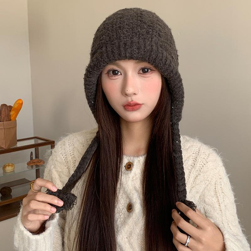 Новая вязаная шапка с косичками для защиты ушей, милая и универсальная шапка с отворотом, большой окружности головы, теплая шерстяная шапка для женщин 54-62cm
Новая вязаная шапка с косичками для защиты ушей, милая и универсальная шапка с отворотом, большой окружности головы, теплая шерстяная шапка для женщин 54-62cm