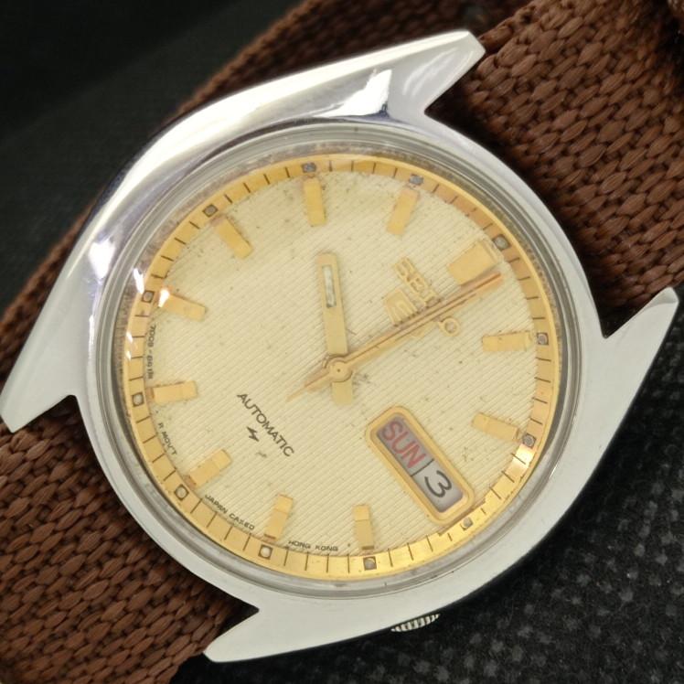Б/У РЕДКИЕ ВИНТАЖНЫЕ SEIKO 5 AUTO 7009A ЯПОНИЯ МУЖСКИЕ ОРИГИНАЛЬНЫЕ ЧАСЫ С ЦИФЕРБЛАТОМ a413428-2 SKU621a-a413428
Б/У РЕДКИЕ ВИНТАЖНЫЕ SEIKO 5 AUTO 7009A ЯПОНИЯ МУЖСКИЕ ОРИГИНАЛЬНЫЕ ЧАСЫ С ЦИФЕРБЛАТОМ a413428-2 SKU621a-a413428