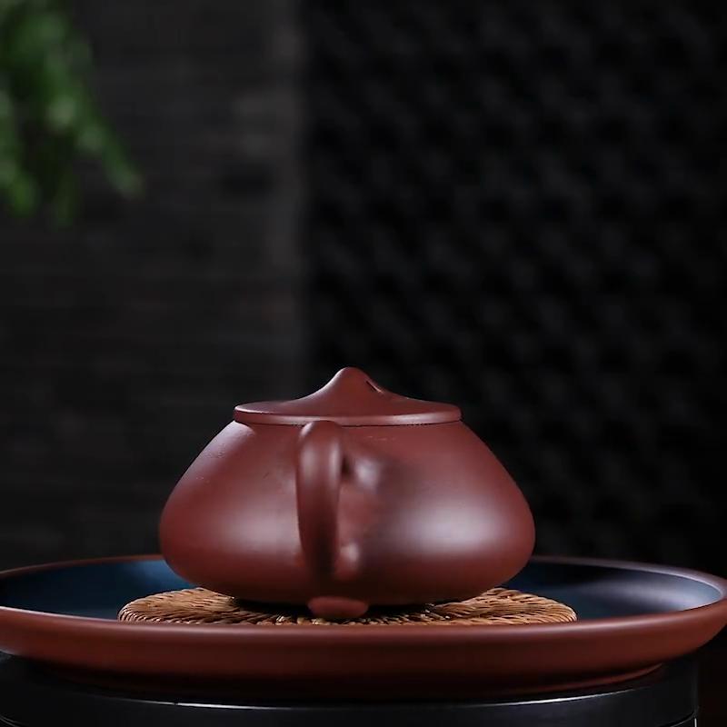 Знаменитый глиняный горшок Ysir ручной работы из фиолетовой глины, горшок Шипяо, чайный горшок с шариковым отверстием и внутренним уплотнением на стенке
Знаменитый глиняный горшок Ysir ручной работы из фиолетовой глины, горшок Шипяо, чайный горшок с шариковым отверстием и внутренним уплотнением на стенке