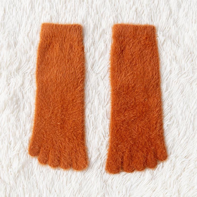 Женские утолщенные носки из норкового велюра с пятью пальцами - Теплые, водонепроницаемые, средней длины, с раздельными пальцами, из кораллового флиса для осени/зимы.
Женские утолщенные носки из норкового велюра с пятью пальцами - Теплые, водонепроницаемые, средней длины, с раздельными пальцами, из кораллового флиса для осени/зимы.