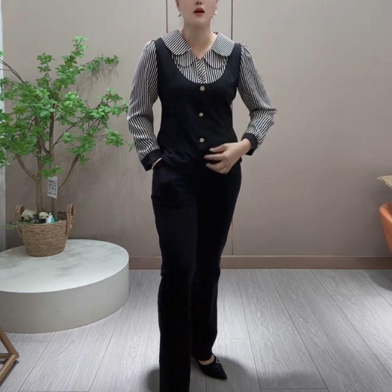 Chic Women s 2025 Spring Two-Piece Set: Age-Reducing Striped Top and Belly-Slimming Pants XL (suitable for 115-125 jin)
Chic Women s 2025 Spring Two-Piece Set: Age-Reducing Striped Top and Belly-Slimming Pants XL (suitable for 115-125 jin)