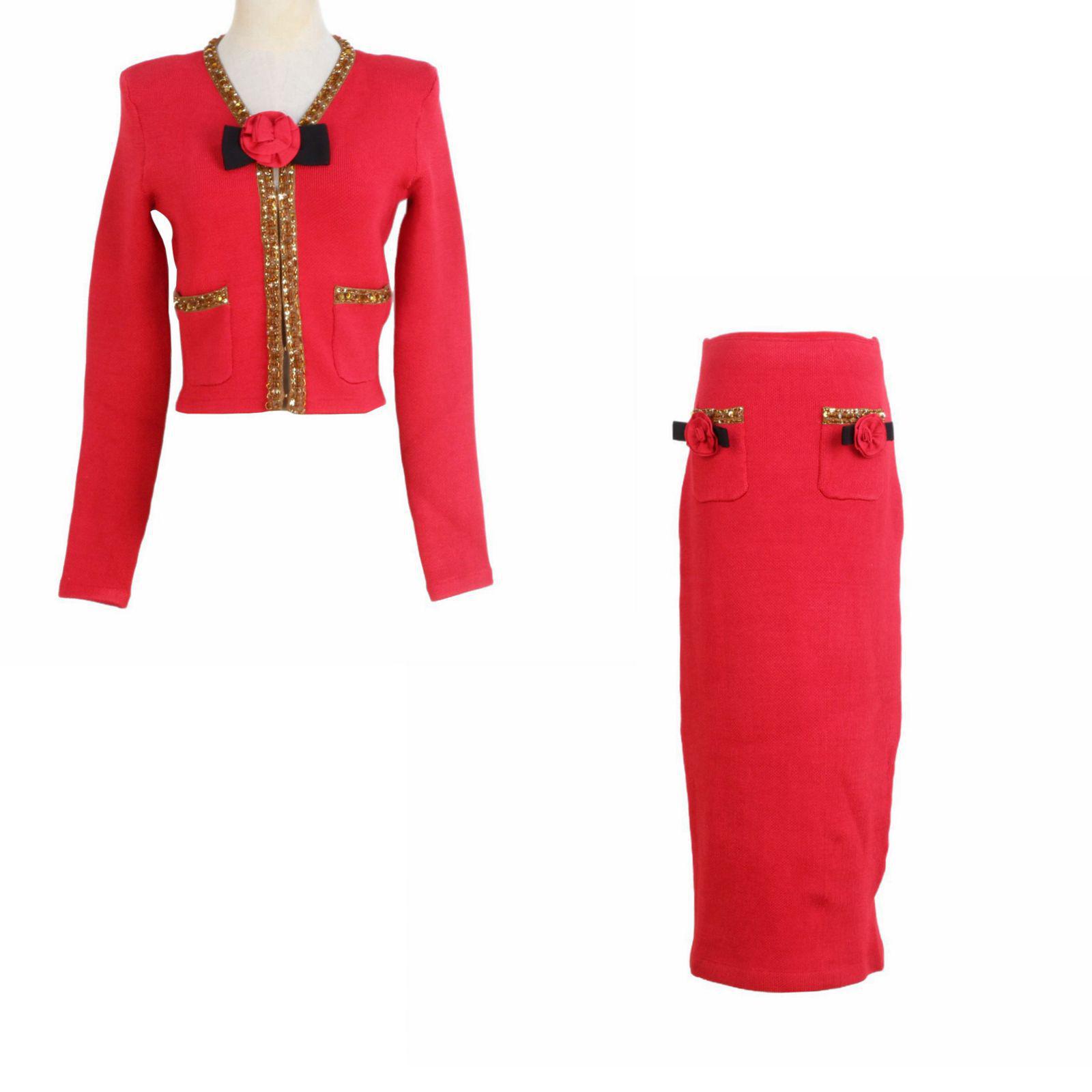 Women s Autumn Rose Knit Two-Piece Skirt Set - Elegant Short Skirt with French Flair Small
Women s Autumn Rose Knit Two-Piece Skirt Set - Elegant Short Skirt with French Flair Small