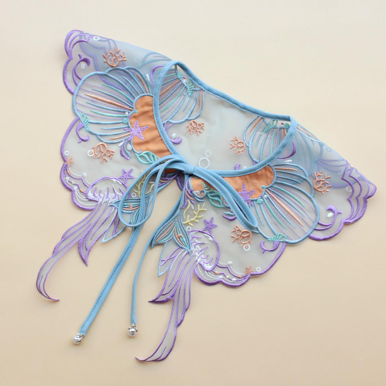 1 piece of butterfly small shawl with a fake collar decoration, colorful and alternative lace-up fake collar for ladies wearabl
1 piece of butterfly small shawl with a fake collar decoration, colorful and alternative lace-up fake collar for ladies wearabl