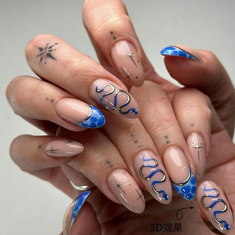 Long almond-shaped hot-selling 24-piece manicure 3D three-dimensional Spice Girl snake pattern blue scales wearing armor Free jelly glue + rubbing strips
Long almond-shaped hot-selling 24-piece manicure 3D three-dimensional Spice Girl snake pattern blue scales wearing armor Free jelly glue + rubbing strips
