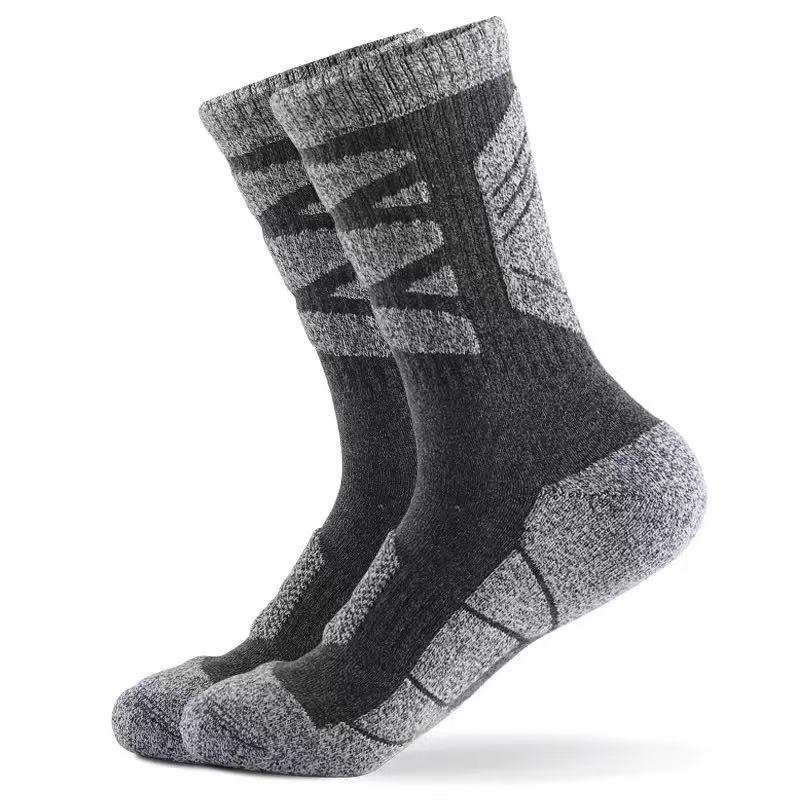 Men s Outdoor Skiing & Hiking Cotton Socks - Thick, Breathable, Sweat-Absorbent, Mid-Calf Length XL (43-47)
Men s Outdoor Skiing & Hiking Cotton Socks - Thick, Breathable, Sweat-Absorbent, Mid-Calf Length XL (43-47)